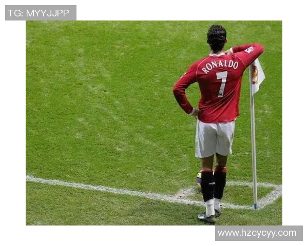 充满活力的足球球星壁纸点亮青少年激情梦想卧室空间设计