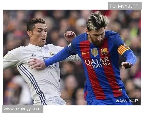 天下足球历史上十大最强球星排名揭晓 足坛传奇人物一览